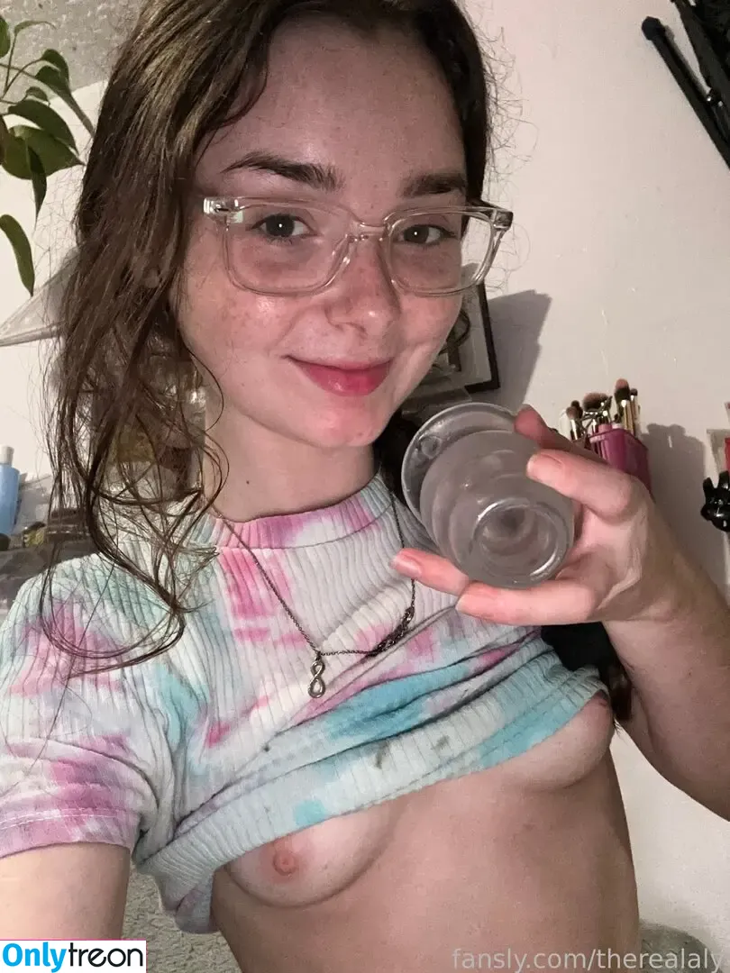 Therealaly nude photo #0693 (TheBestCouple / lilcurlyfry)