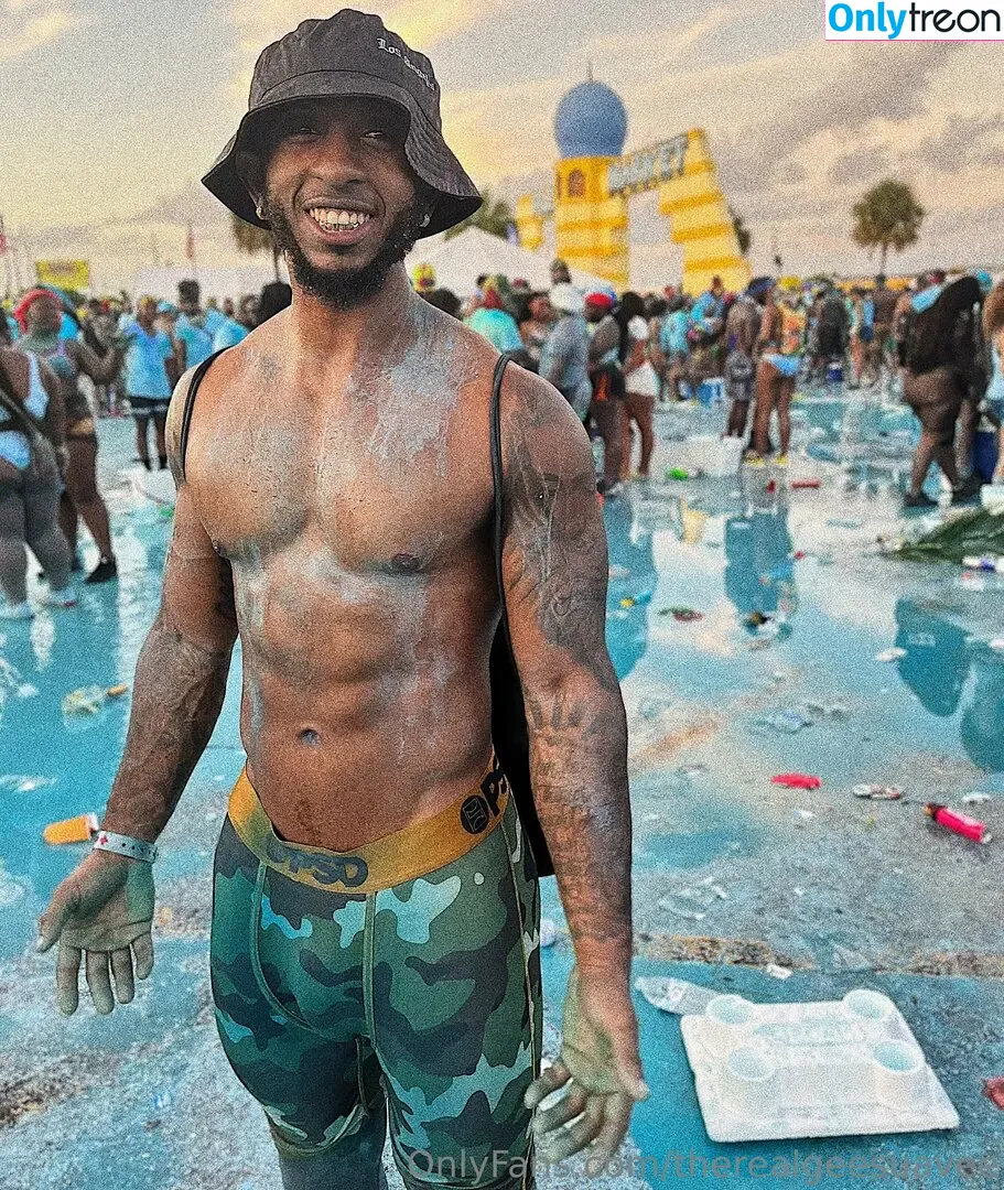therealgeesuavee nude photo #0007 (therealgees / therealgeesuave)