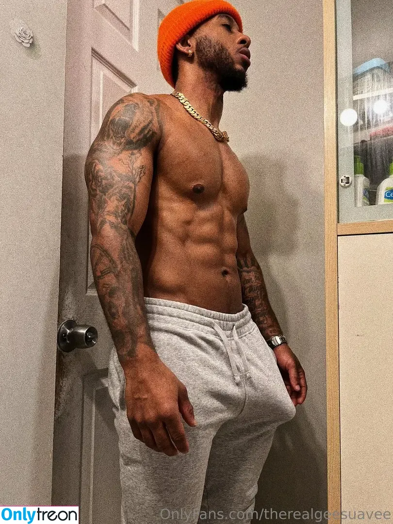 therealgeesuavee nude photo #0023 (therealgees / therealgeesuave)
