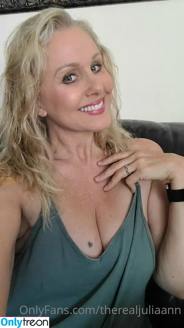 TheRealJuliaAnn голая photo #0483 (therealjuliaannlive)