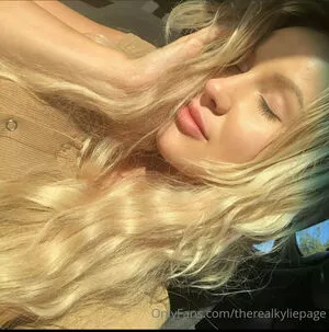 therealkyliepage / kyliepageofficial nude photo #0105