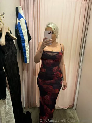 therealkyliepage / kyliepageofficial фото голая #0578
