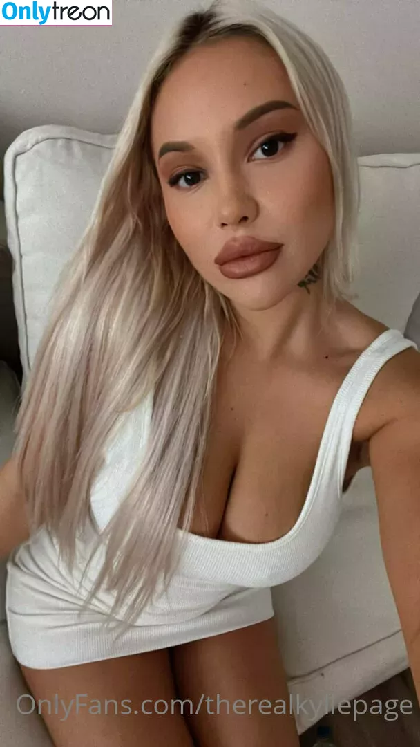therealkyliepage nude photo #0047 (kyliepageofficial)