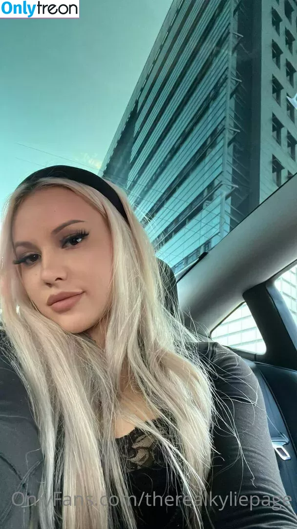 therealkyliepage nude photo #0048 (kyliepageofficial)