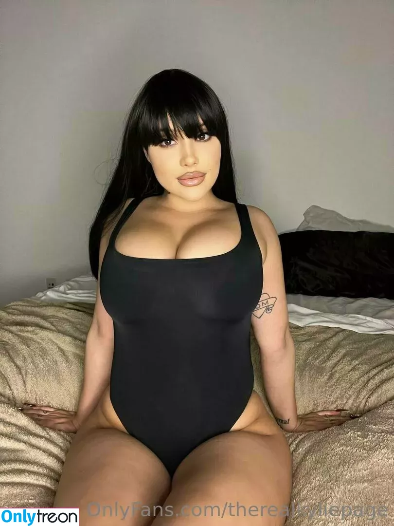 therealkyliepage nude photo #0069 (kyliepageofficial)