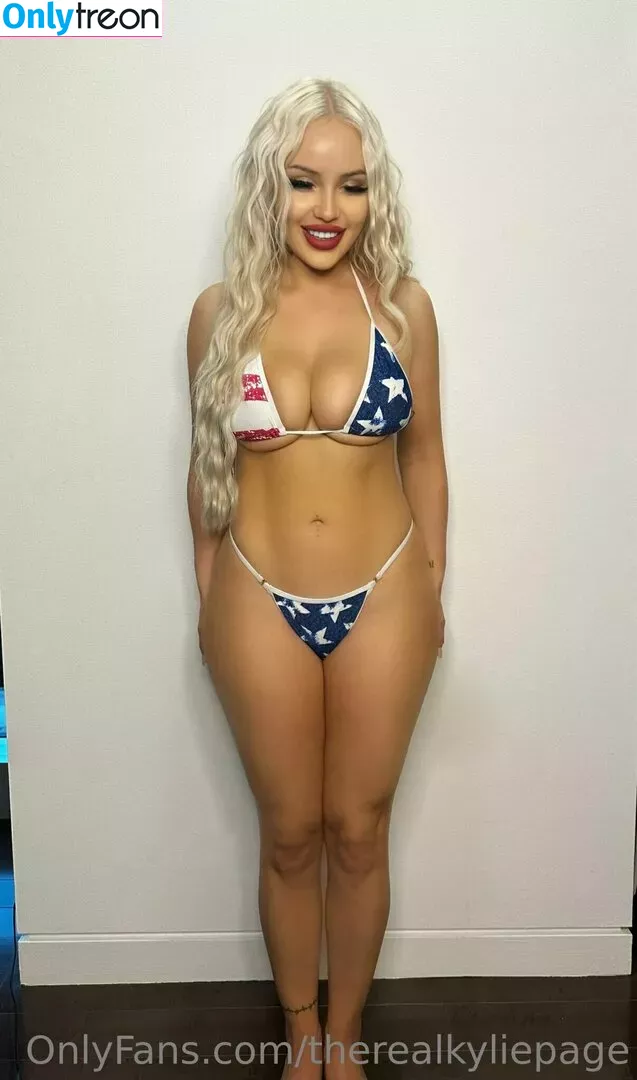 therealkyliepage nude photo #0240 (kyliepageofficial)