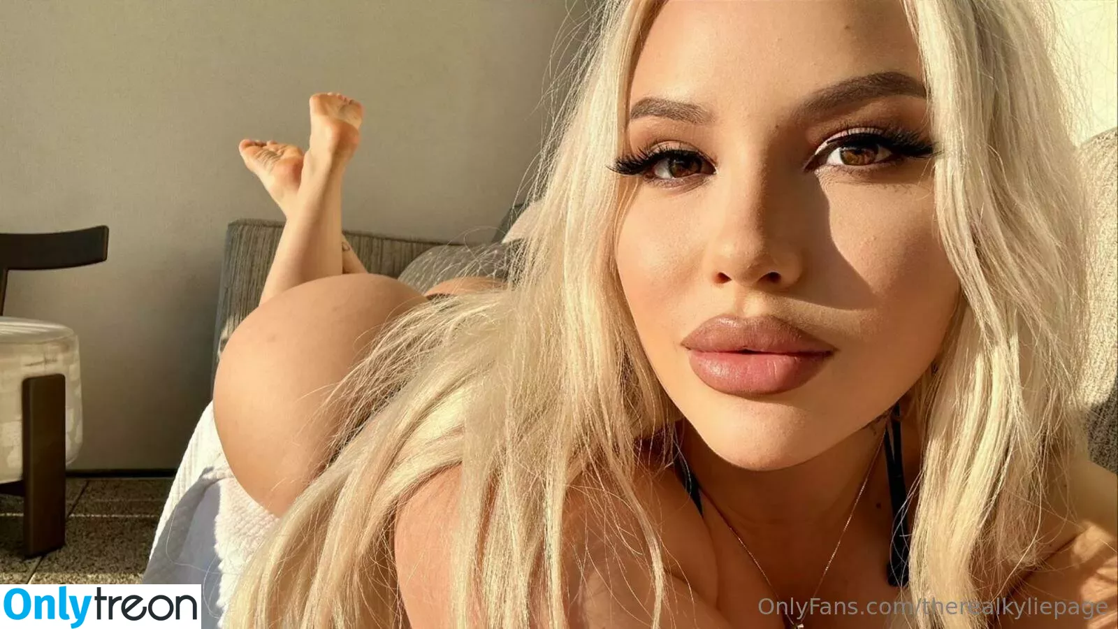 therealkyliepage nude photo #0345 (kyliepageofficial)
