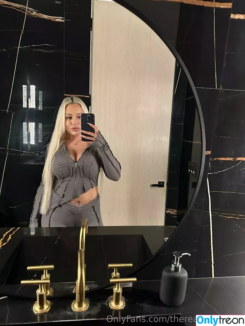therealkyliepage nude photo #0450 (kyliepageofficial)