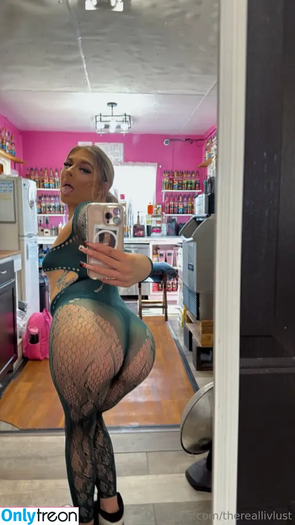 thereallivlust nude photo #0047 (thereallivlust)
