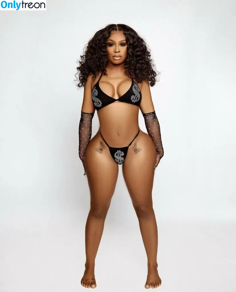 Therealmochamean nude photo #0002 (Mochameanass / mochasomelanin_)