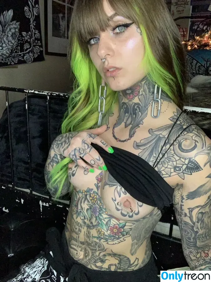 therealmotherlucifer nude photo #0002 (backupmotherlucifer)