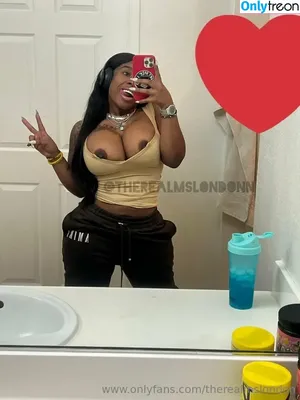 Therealmslondon / therealmslondonn nude photo #0058