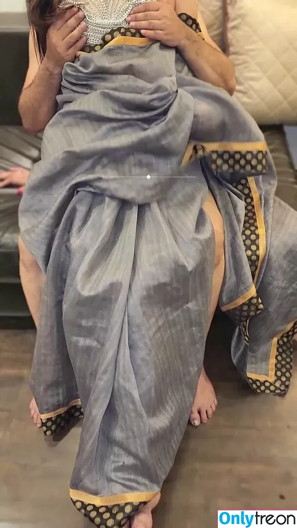 therealpankhurikunaal nude photo #0030 (pankhuri kunaal)