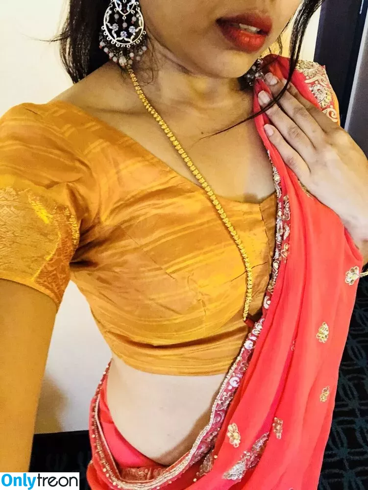 therealpankhurikunaal nude photo #0061 (pankhuri kunaal)