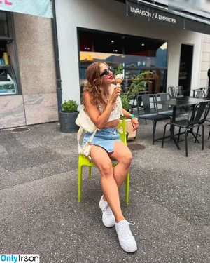  nude photo #0008