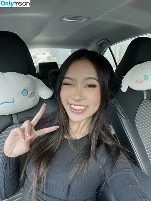 Theresa Nguyen / theresawinnn nude photo #0001