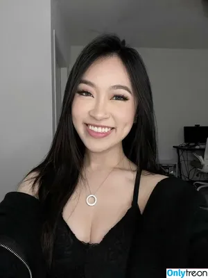 Theresa Nguyen / theresawinnn nude photo #0019
