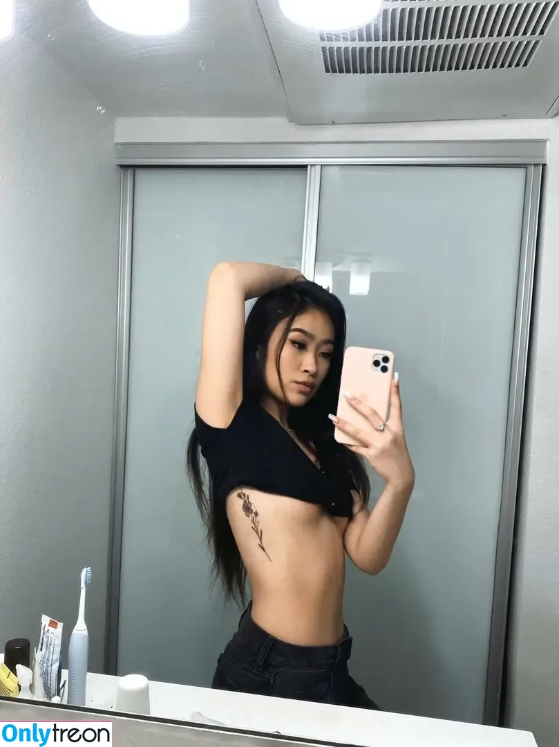 Theresa Nguyen nude photo #0015 (theresawinnn)
