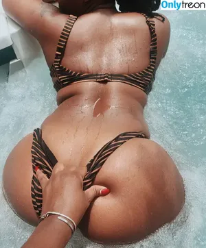 TheRoseGawden nude photo #0001