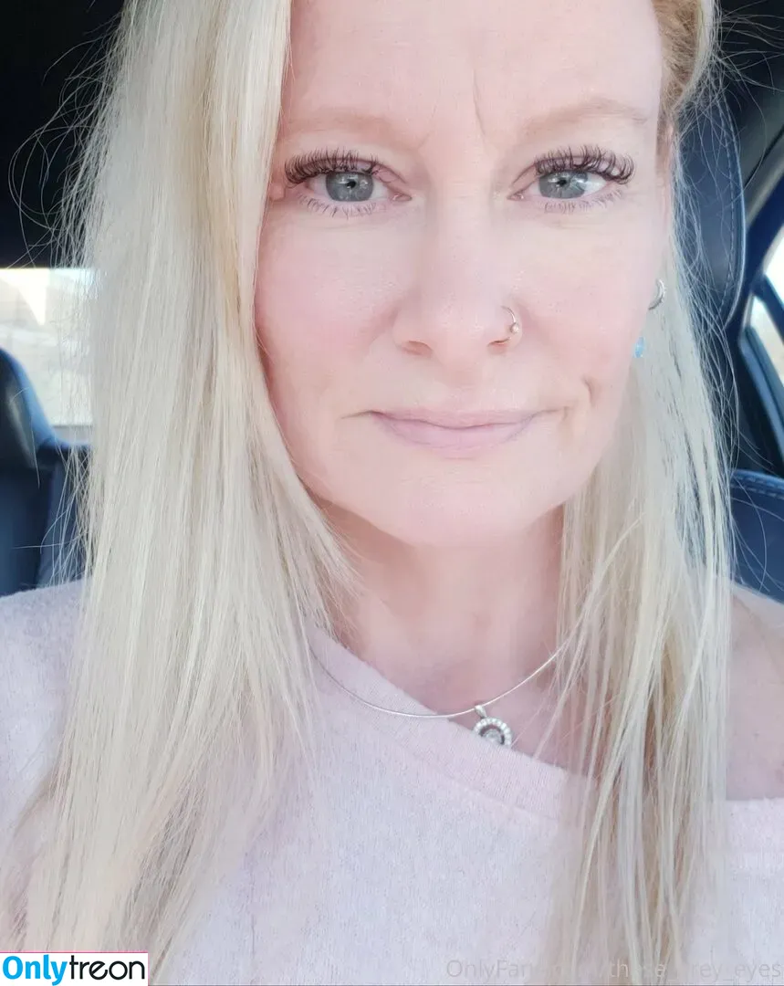 these_grey_eyes nude photo #0021 (thesegreyeyes)