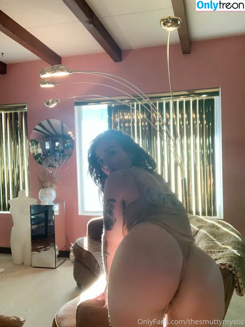 thesmuttymystic nude photo #0039 (thesmuttymystic)