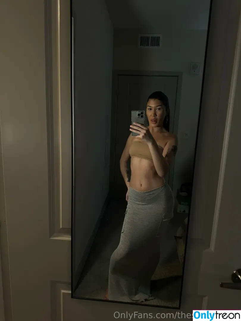 thesophiakelly nude photo #0005 (thesophiakelly)