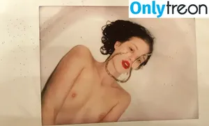 thestrawberrybutcher / SuzieSon / charlieisomething / mymotherfvckedmickjagger nude photo #0136
