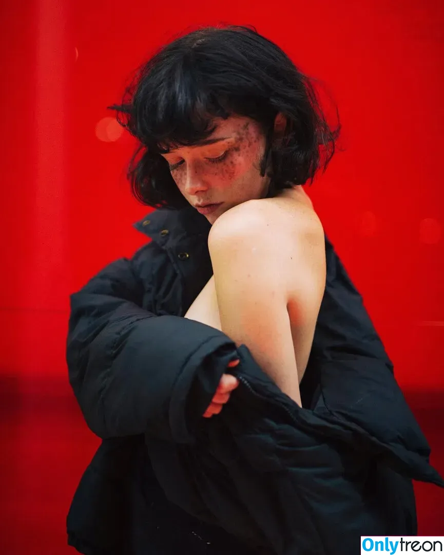 thestrawberrybutcher nude photo #0023 (SuzieSon / charlieisomething / mymotherfvckedmickjagger)