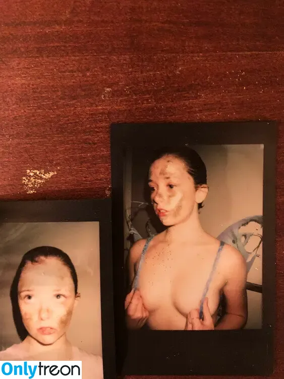 thestrawberrybutcher nude photo #0135 (SuzieSon / charlieisomething / mymotherfvckedmickjagger)