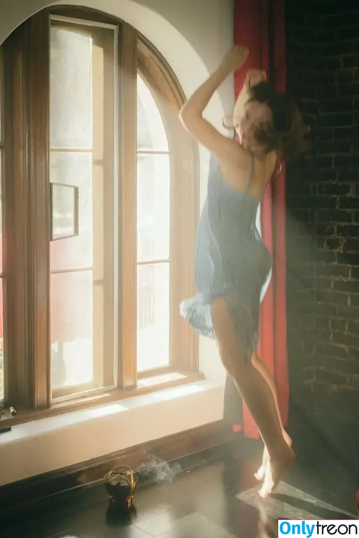thestrawberrybutcher nude photo #0153 (SuzieSon / charlieisomething / mymotherfvckedmickjagger)