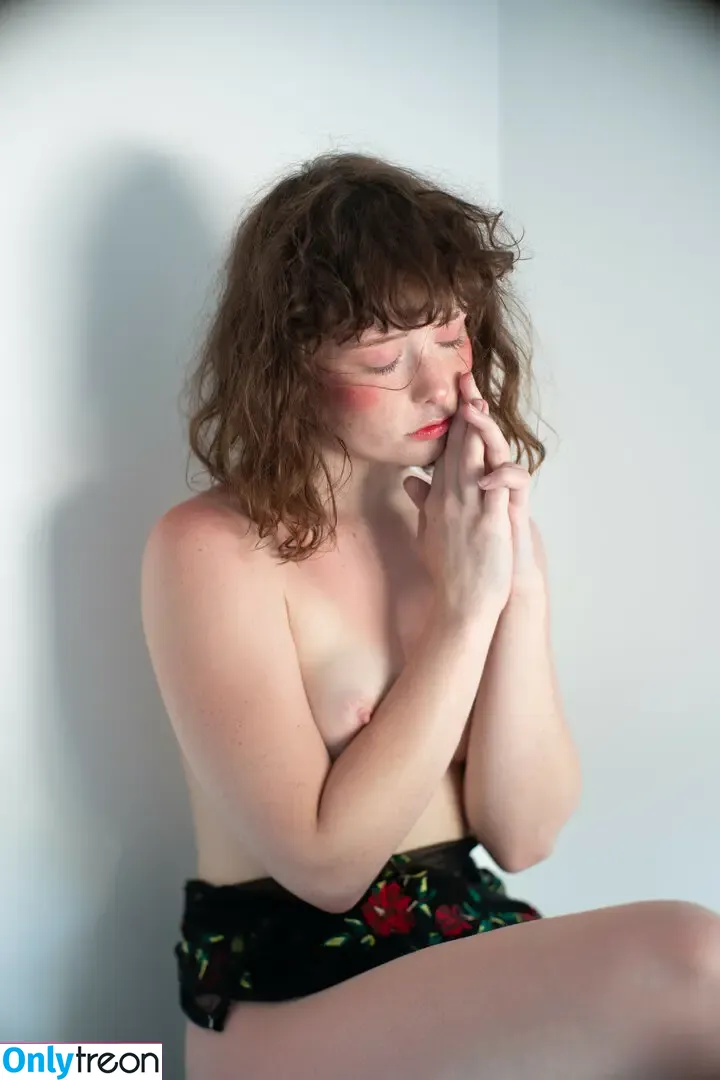 thestrawberrybutcher nude photo #0158 (SuzieSon / charlieisomething / mymotherfvckedmickjagger)