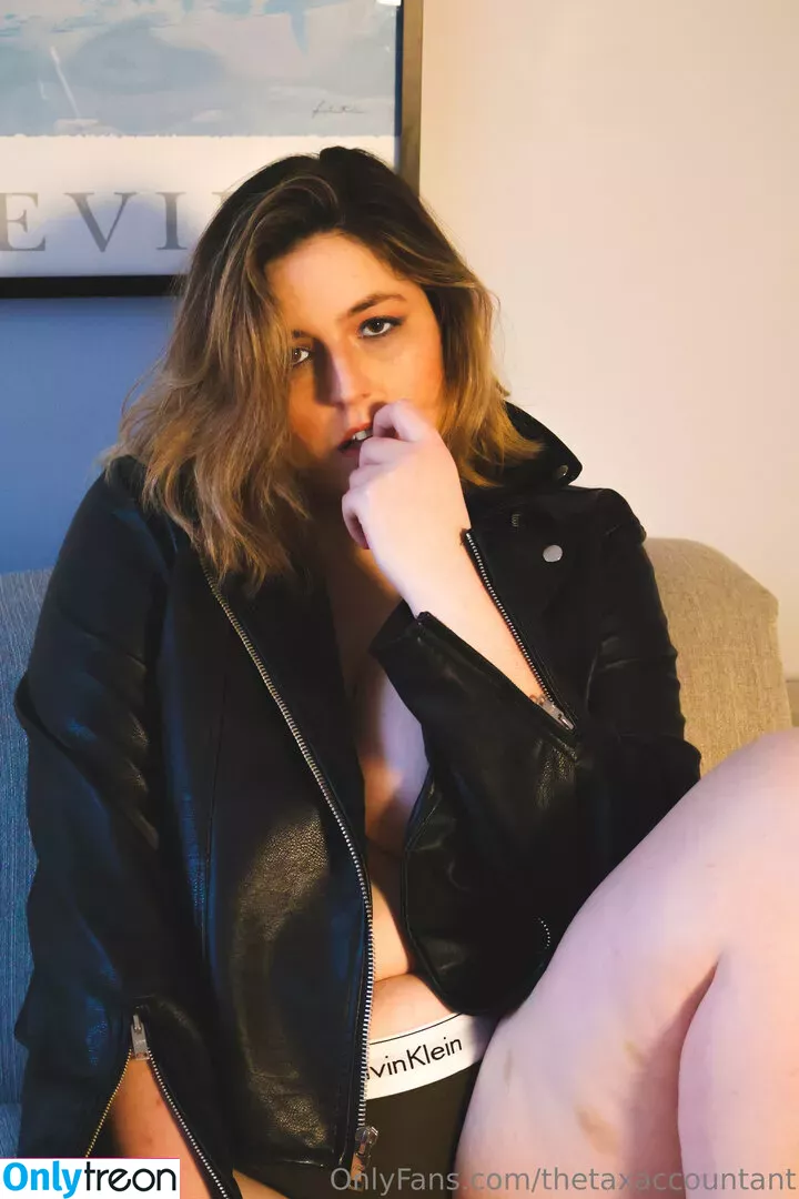 thetaxaccountant nude photo #0103 (thetaxaccountant)