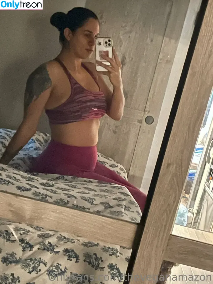 theveganamazon nude photo #0030 (veggies4four)