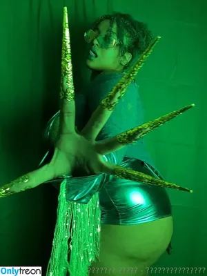thevixxxenx / thevixensworld nude photo #0002