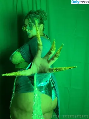 thevixxxenx / thevixensworld nude photo #0004