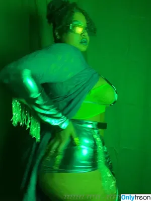 thevixxxenx / thevixensworld nude photo #0009