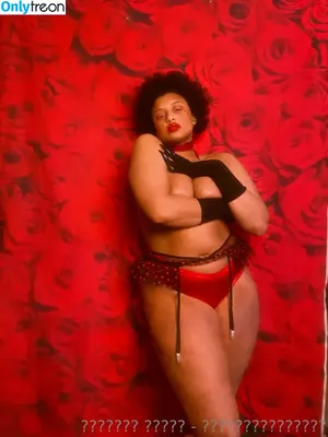thevixxxenx / thevixensworld nude photo #0040