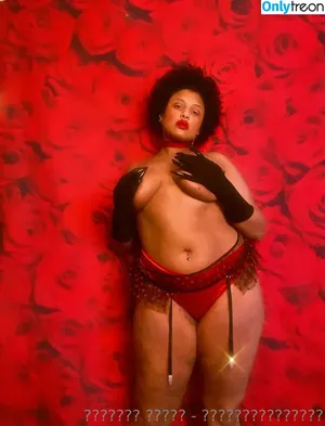 thevixxxenx / thevixensworld nude photo #0041