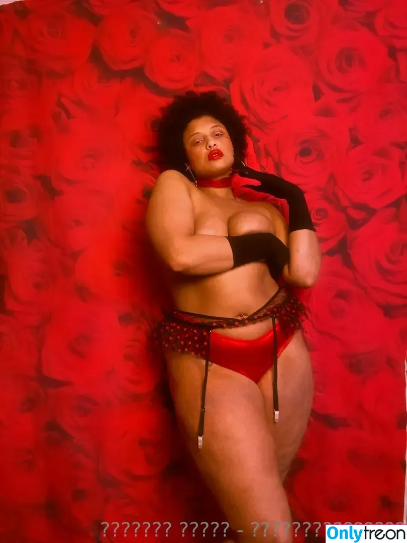 thevixxxenx nude photo #0039 (thevixensworld)