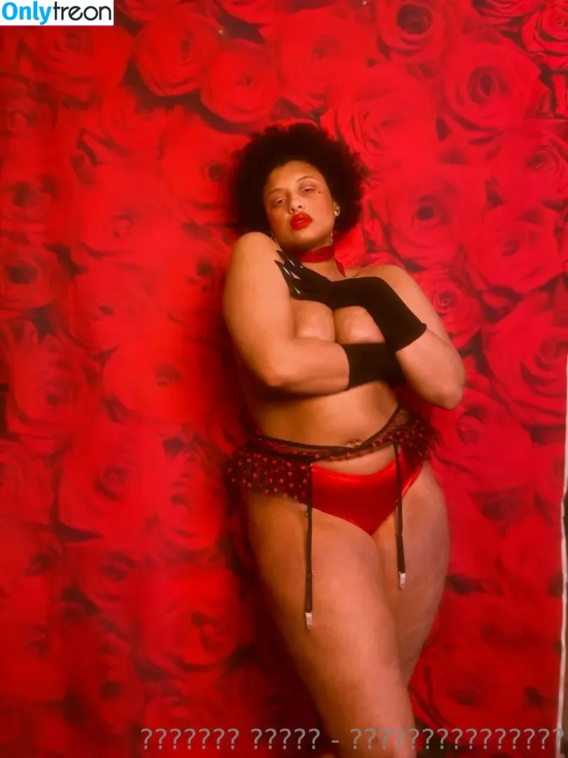 thevixxxenx nude photo #0040 (thevixensworld)