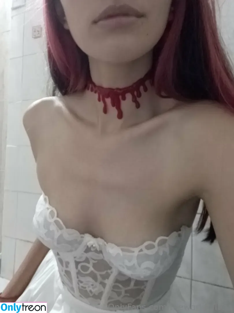 theworldofluna nude photo #0010 (luna_mysnowwhite)