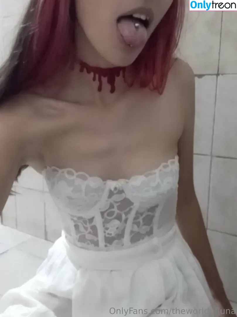 theworldofluna nude photo #0011 (luna_mysnowwhite)