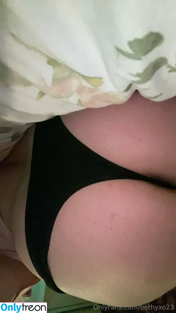 Thic Girllll nude photo #0006 (Thicgirllll / bbygb22)