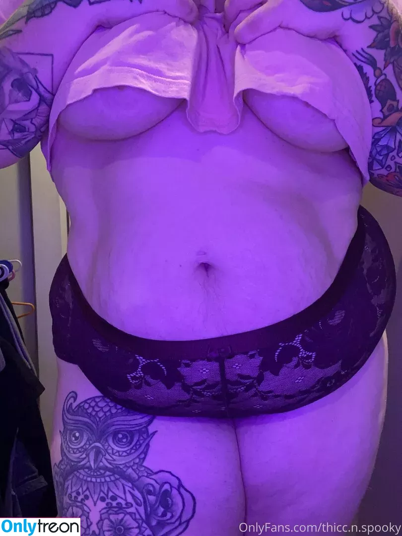 thicc.n.spooky nude photo #0025 (spooky.thicc)