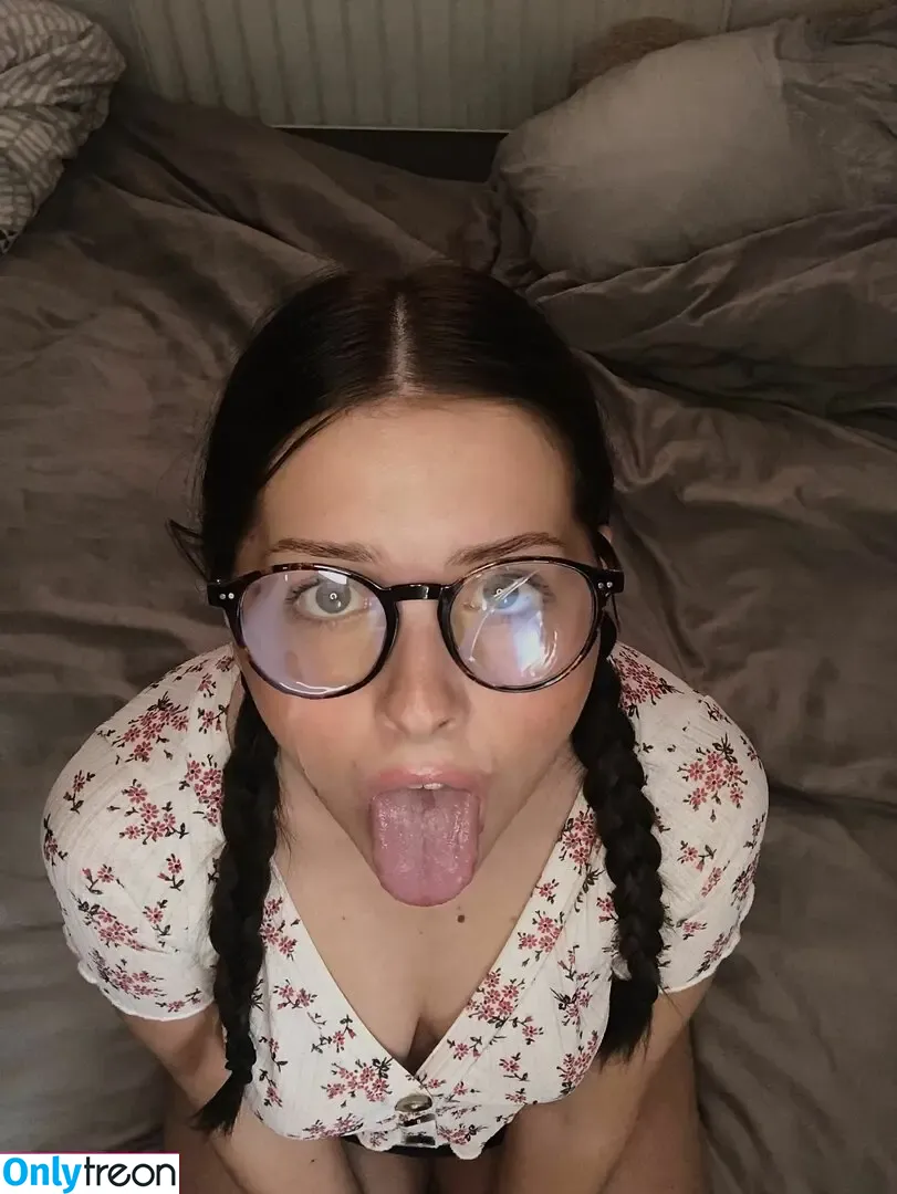 Thiccbunny nude photo #0007 (thiccbunny03 / thiccbunny__)