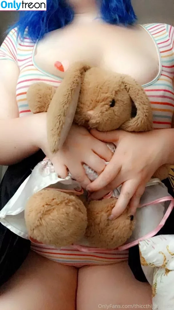 thiccthighkenzie nude photo #0066 (kducketts__)