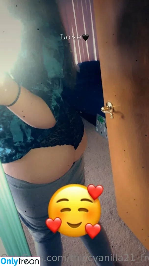 thiccvanilla21_free nude photo #0078 (suziemay212)