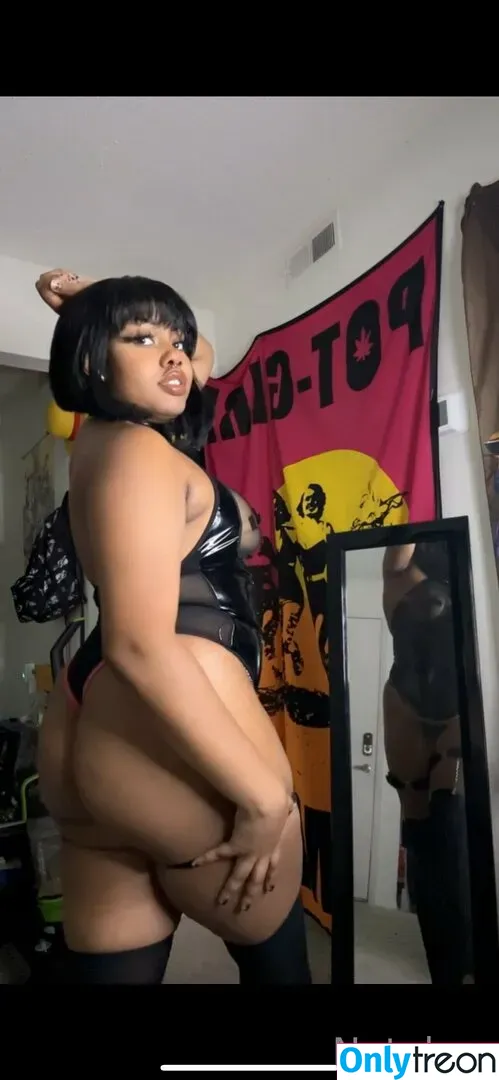 thiccxms nude photo #0267 (thiccxms__)