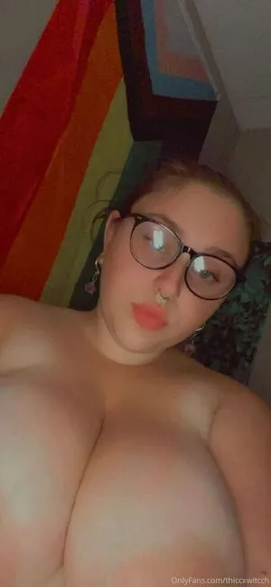 thiccxwitcch / thicccwith3cs nude photo #0051