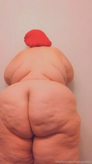 thiccyyy2thicc / thicccatthicc nude photo #0077